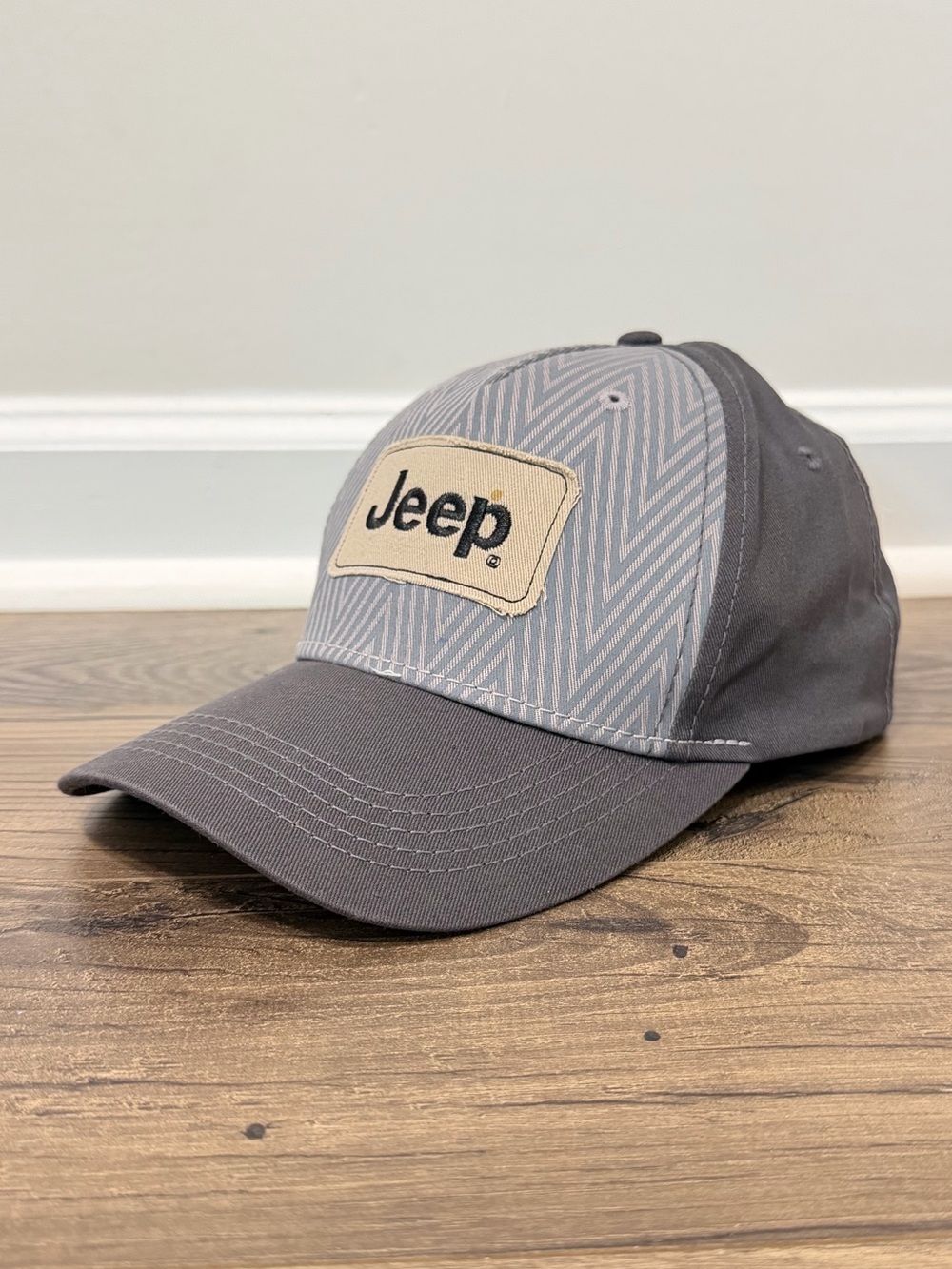 Jeep Gray Chevron Hat with Beige Logo Patch Geometric Print